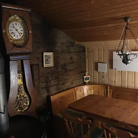169 Year Swiss Vyntage Chalet, Interlaken 木屋